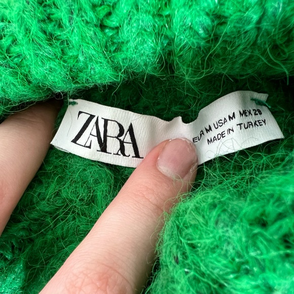 Zara green turtleneck sweater - Picture 3 of 4